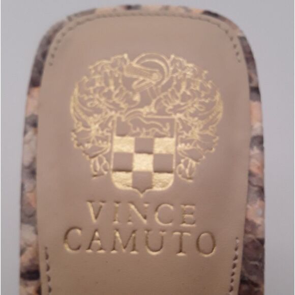 Vince Camuto Reteema Snake Embossed Ankle-Strap Sandals Size 8M Like New - Picture 5 of 11